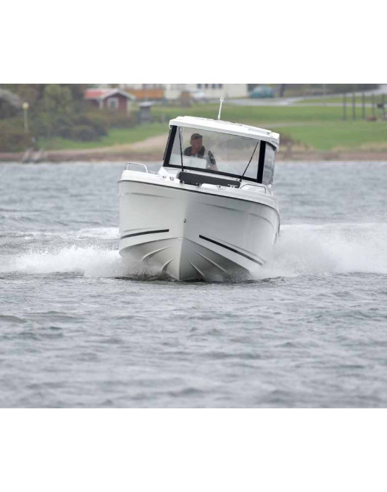 Jeanneau 605 Marlin – PRAKTISK MOTORBÅD MED TELESKOPSTYRING